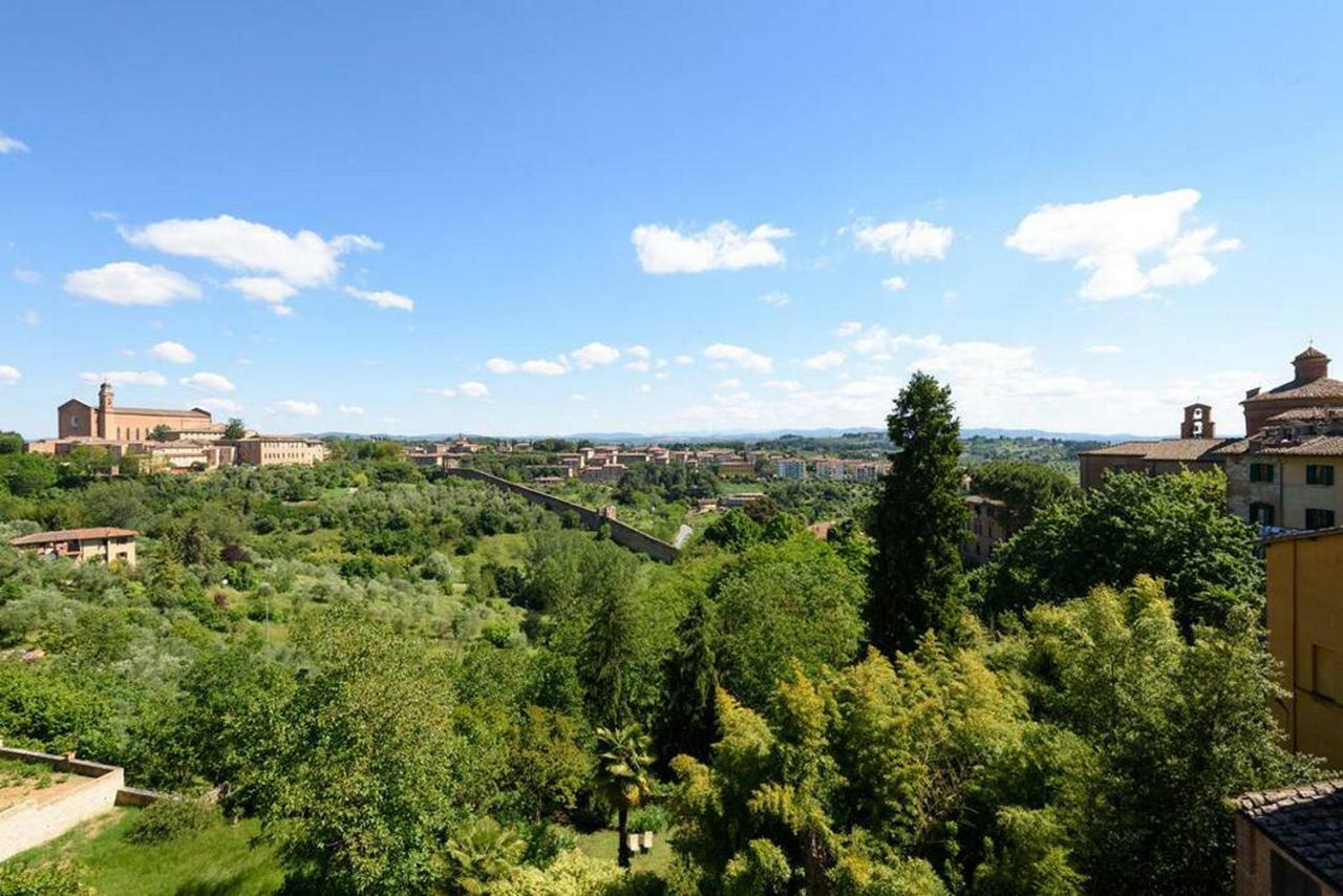 Penthouse In Siena Near Piazza Del Campo Apartamento Exterior foto